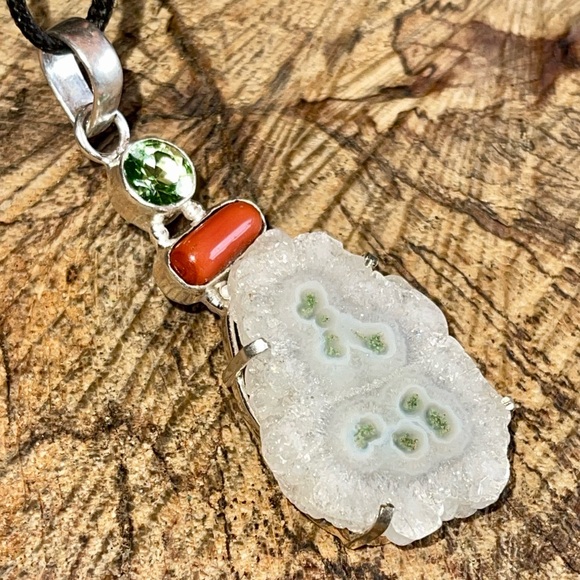 Solar Quartz Pendant 2 7/8” - Picture 10 of 15